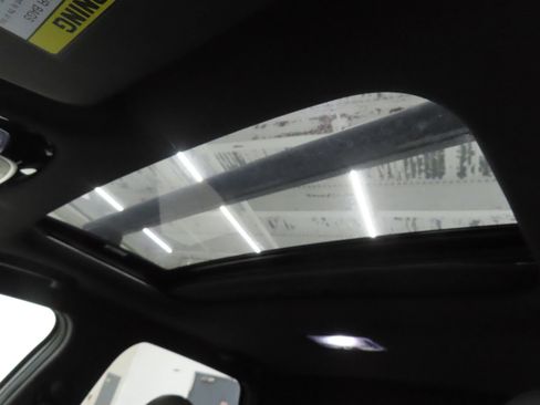 Used 2022 Hyundai Santa Cruz Limited AWD/4WD image 22