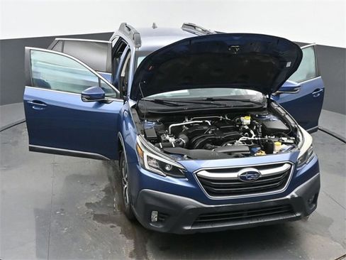 Used 2020 Subaru Outback Premium image 62