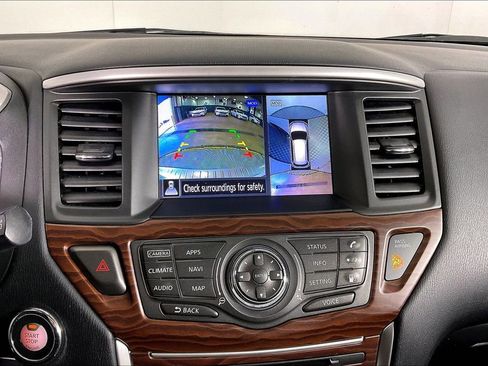 Used 2019 Nissan Pathfinder Platinum image 31
