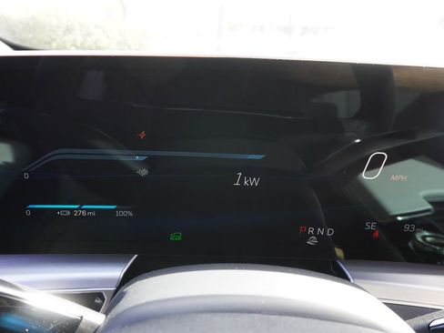 New 2025 Cadillac Lyriq Sport RWD image 21