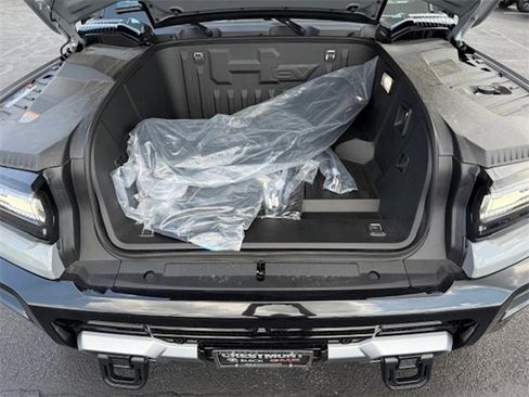 New 2025 GMC Hummer EV 2X image 39