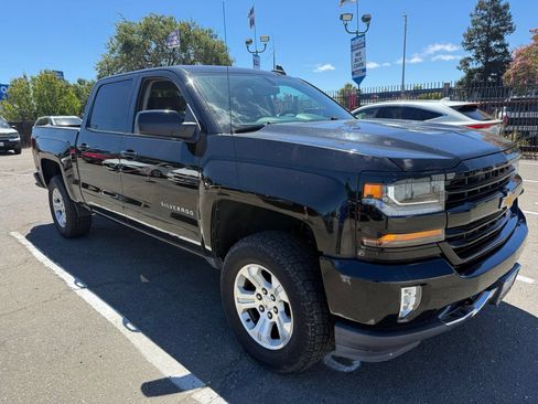 Used 2018 Chevrolet Silverado 1500 LT w/ All Star Edition AWD/4WD image 7
