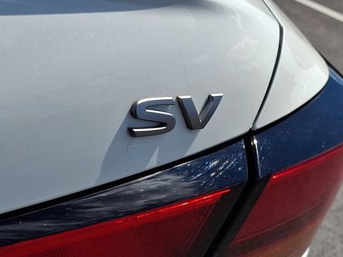 Used 2024 Nissan Altima 2.5 SV FWD image 30
