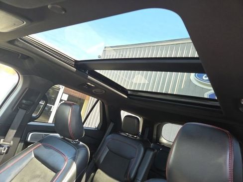 Used 2022 Ford Explorer ST-Line w/ Class IV Trailer Tow Package AWD/4WD image 40