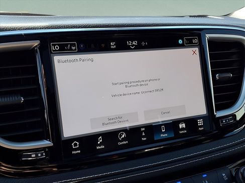 New 2026 Chrysler Pacifica Select image 12