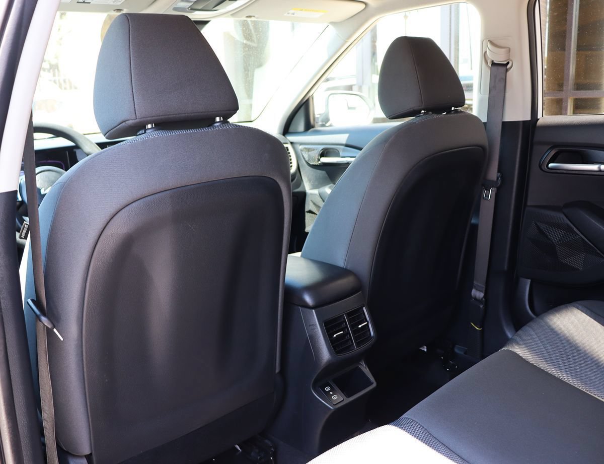 Used 2024 Kia Seltos LX AWD/4WD image 31