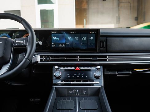 New 2026 Hyundai Santa Fe SE image 17