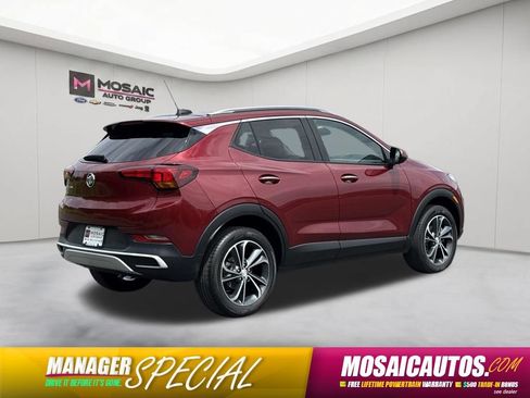 Used 2023 Buick Encore GX Select AWD/4WD image 7