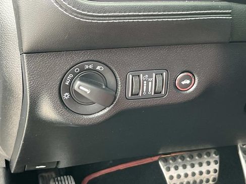Used 2023 Dodge Challenger SRT Hellcat RWD image 20