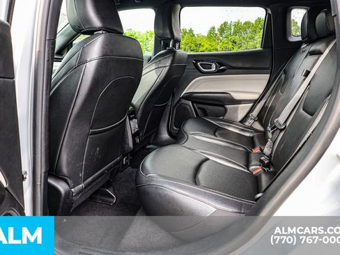 Used 2025 Jeep Compass Limited AWD/4WD image 19