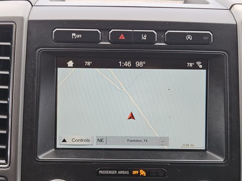 Used 2018 Ford Expedition XLT w/ Equipment Group 202A RWD image 14