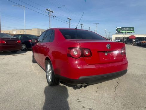 Used 2010 Volkswagen Jetta Limited Edition image 3