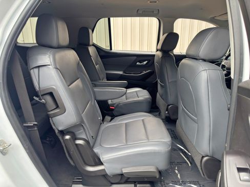 Used 2019 Chevrolet Traverse Premier AWD/4WD image 41