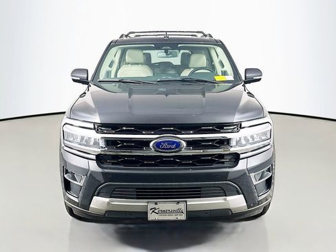 Used 2024 Ford Expedition Limited image 2