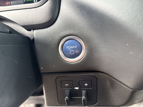 Used 2022 Toyota Tundra Platinum image 30