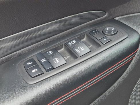 Used 2025 Dodge Durango GT AWD/4WD image 37