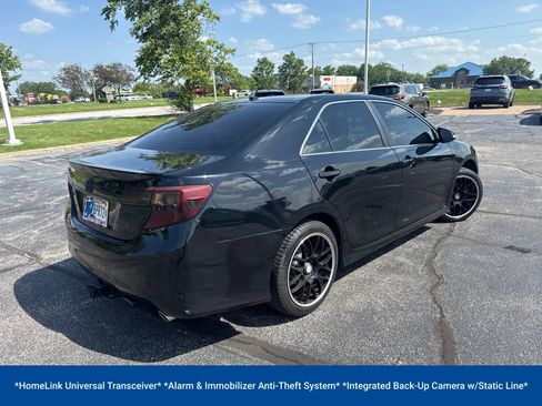 Used 2012 Toyota Camry SE w/ Leather Pkg FWD image 8