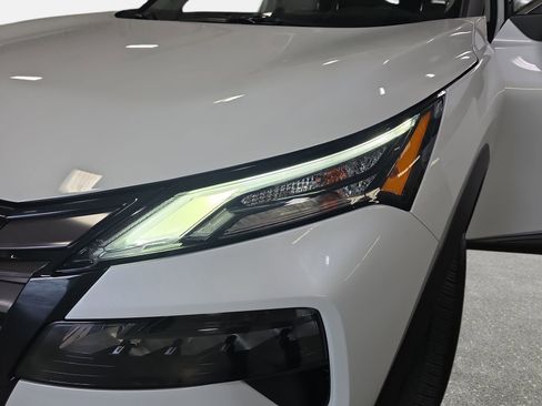 New 2026 Nissan Rogue SV FWD image 30