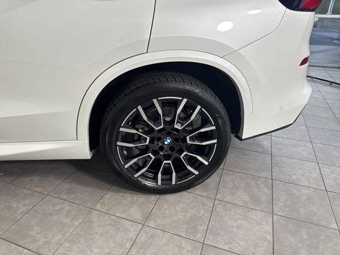 Used 2026 BMW X5 sDrive40i w/ M Sport Package image 21