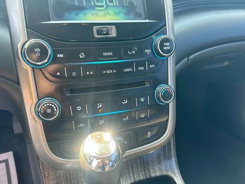 Used 2014 Chevrolet Malibu LT w/ Power Convenience Package image 21