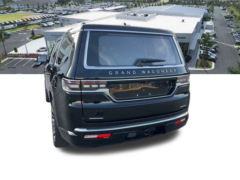 Used 2022 Jeep Grand Wagoneer Series III w/ Flexible Seating Group image 22