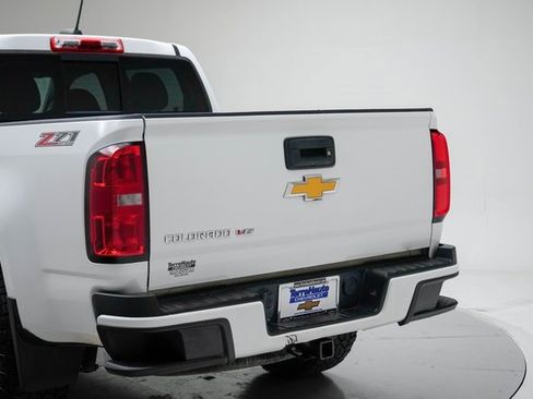 Used 2017 Chevrolet Colorado Z71 image 4