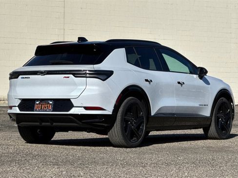 New 2026 Chevrolet Equinox EV RS image 4