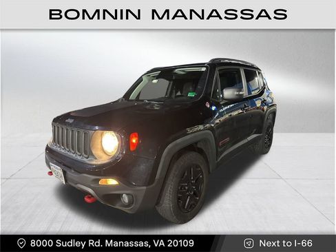 Used 2018 Jeep Renegade Trailhawk w/ UConnect 8.4 Nav Group image 1