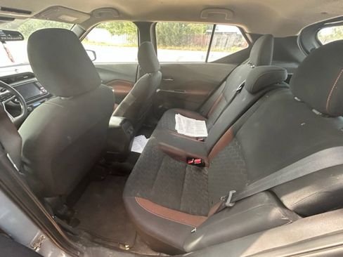 Used 2023 Nissan Kicks SR image 8