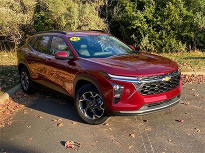 Used 2024 Chevrolet Trax LT