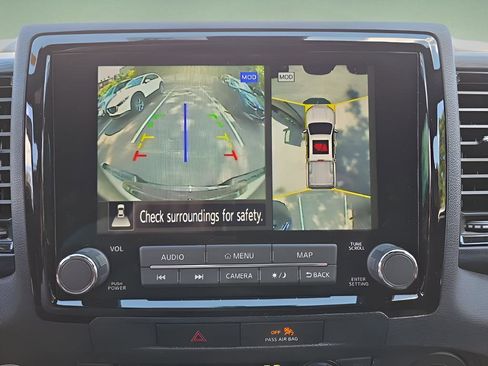 Used 2023 Nissan Frontier PRO-4X w/ Pro Convenience Package image 16