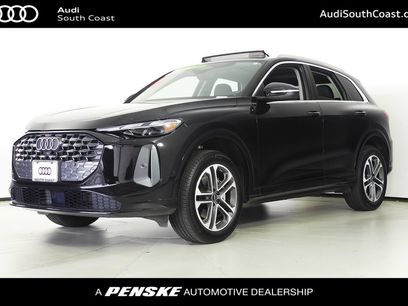 Used 2025 Audi Q5 Premium w/ Convenience Package