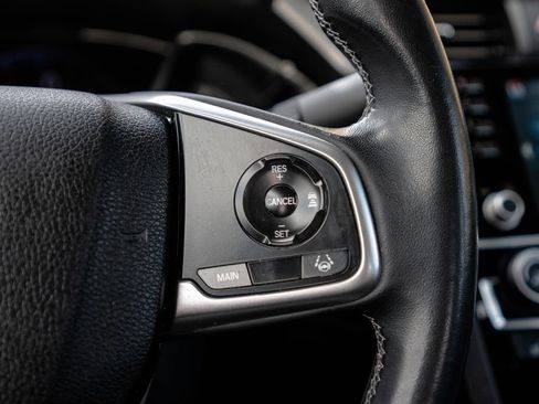 Used 2020 Honda Civic EX image 17