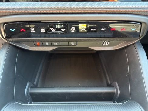 New 2026 Jeep Cherokee Limited AWD/4WD image 16