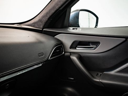 Used 2020 Jaguar F-PACE S image 38