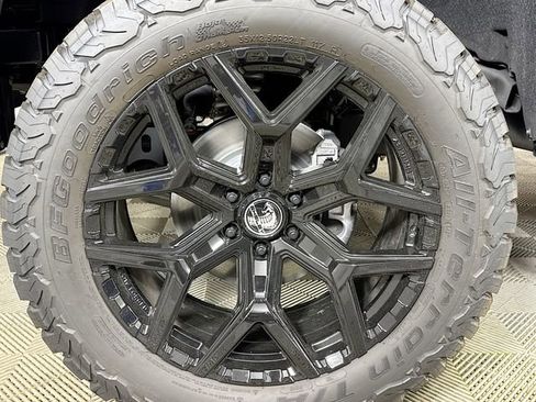 New 2025 Ford F150 Lariat w/ Equipment Group 501A Mid image 31