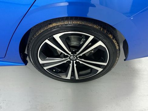 Used 2020 Nissan Sentra SR FWD image 29