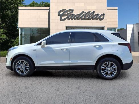 Certified 2022 Cadillac XT5 Premium Luxury image 2