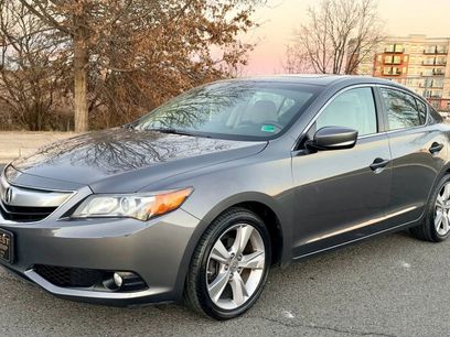 Used 2014 Acura ILX w/ Technology Package