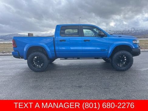 Used 2025 RAM 1500 Big Horn AWD/4WD image 2
