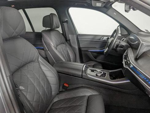 Used 2025 BMW X5 sDrive40i w/ Climate Comfort Package RWD image 24