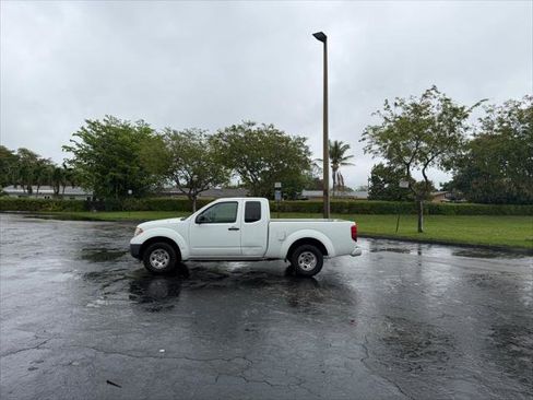 Used 2018 Nissan Frontier S RWD image 7
