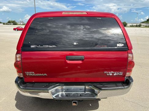 Used 2005 Toyota Tacoma PreRunner RWD image 53