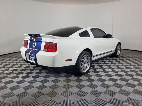 Used 2007 Ford Mustang Shelby GT500 RWD image 3