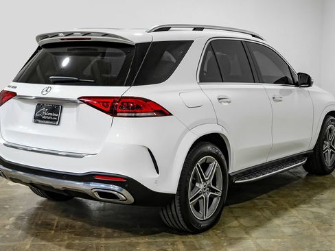 Used 2020 Mercedes-Benz GLE 350 w/ AMG Line Exterior image 8