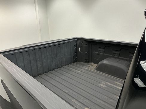 Used 2021 Chevrolet Silverado 1500 LT Trail Boss w/ Bed Protection Package AWD/4WD image 28