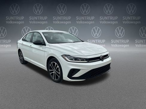 Used 2025 Volkswagen Jetta Sport FWD image 8