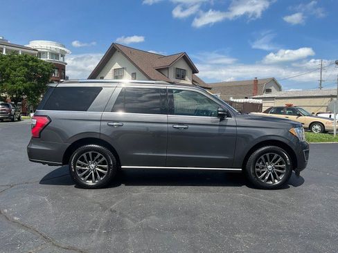 Used 2020 Ford Expedition Limited AWD/4WD image 8