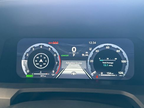 Used 2025 Toyota Tacoma Limited image 15