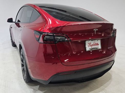 Used 2025 Tesla Model Y Long Range image 4